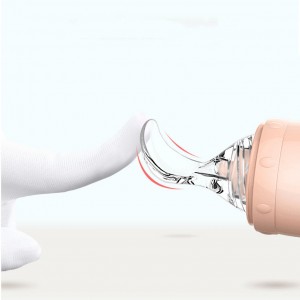 Baby Feeder with Silicone Spoon Head, Silicone Spoon